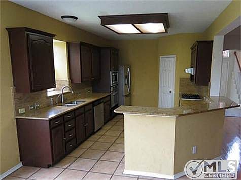 2nd image of 5405 Lafayette Dr