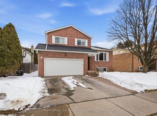 109 Ardwick St, Whitby, ON L1N 8A1