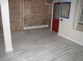 1221 F St NE, Washington, DC 20002