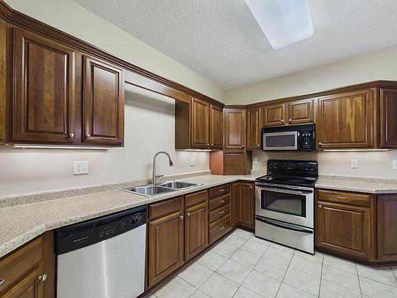 5th image of 110696 Village Rd Unit 307