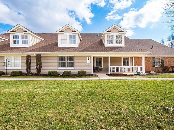 3rd image of 6623 Henschen Cir