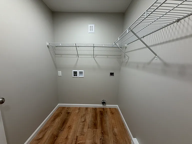 5660 Lancaster St #5670-4 — Photo 6