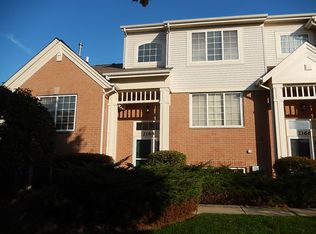 2168 W Concord Ln, Addison, IL 60101