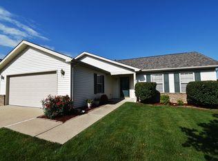 1622 Broadmoor Ct, Frankfort, IN 46041