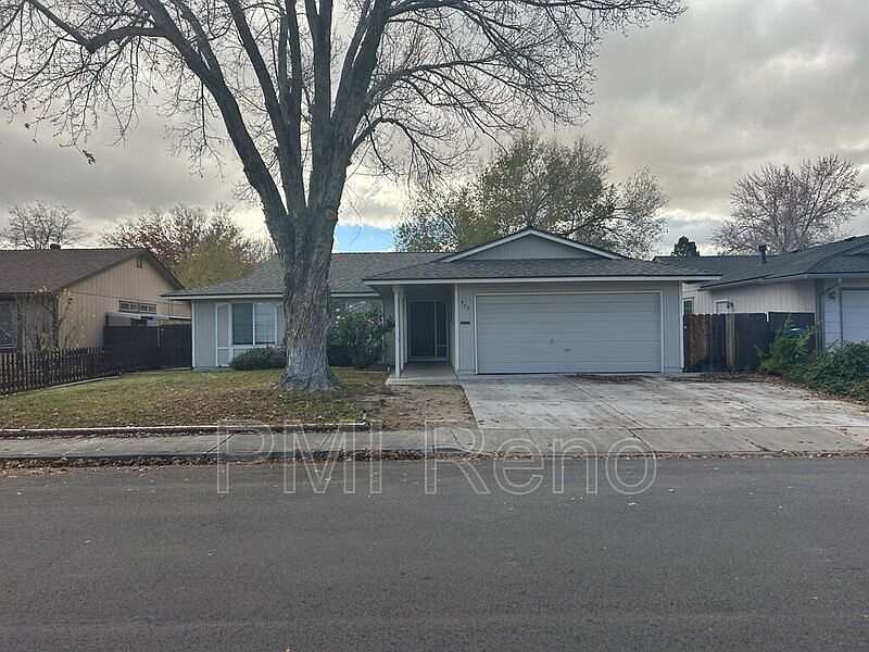 1st image of 933 Glen Meadow Dr