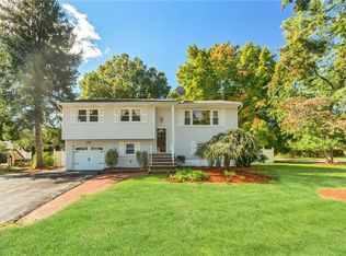 1378 Noah Rd, North Brunswick, NJ 08902