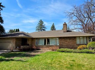 910 3rd Ave SW, Pipestone, MN 56164
