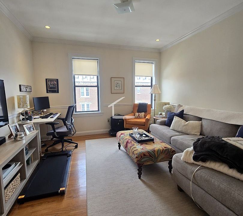 1st image of 8 Park Vale Ave #14