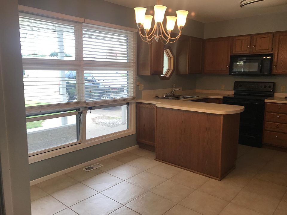 462 Prouty Dr, Princeton, IL 61356 | Zillow