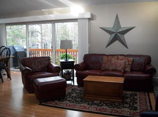 3400 Lakeside Dr S APT 28, Petoskey, MI 49770