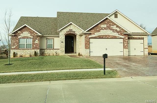 1st image of 24 Deer Valley Ct