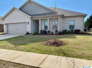 602 Willow Crest Ln SW, Madison, AL 35756