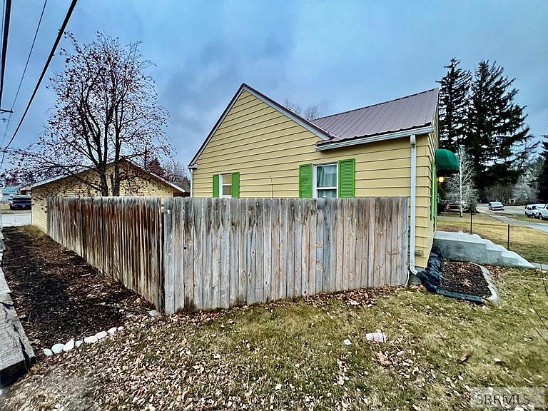 Listing photo 4