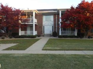 1744 Harrison Ave #C-1, Trenton, MI 48183
