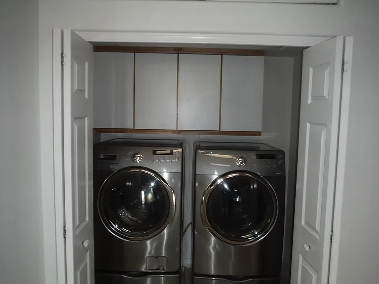 325 S Union Ave #B — Photo 9