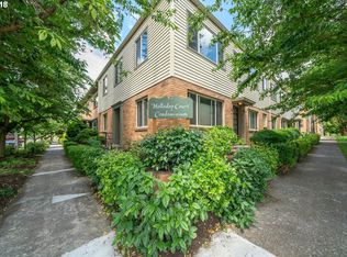 1405 NE 21st Ave #12, Portland, OR 97232