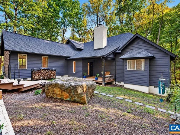 445 Crawfords Point, Nellysford, VA 22958
