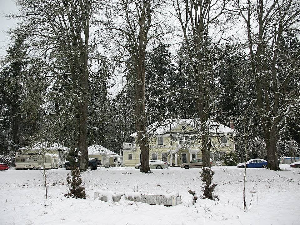 2nd image of 10808 Vail Rd SE