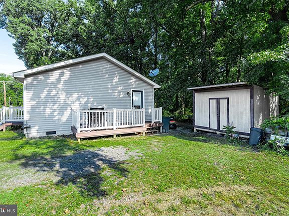 4th image of 8109 Lambs Creek Church Rd