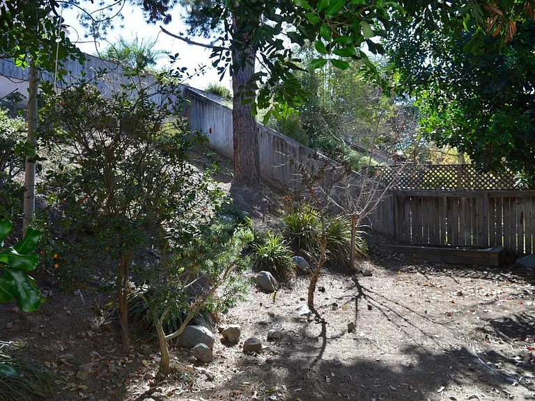 2413 N Summit Circle Gln — Photo 12
