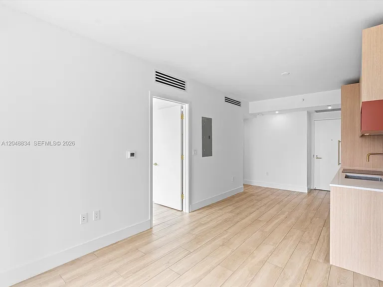 90 NE 32nd St #901 — Photo 13