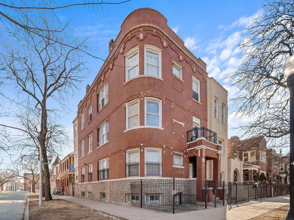 2435 S California Ave #1R, Chicago, IL 60608