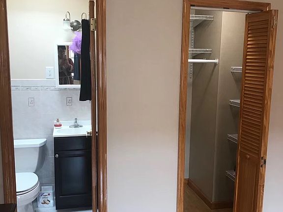 4th image of 138 27th Ave Floor 3
