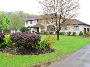 3531 Country Club Rd, Easton, PA 18045