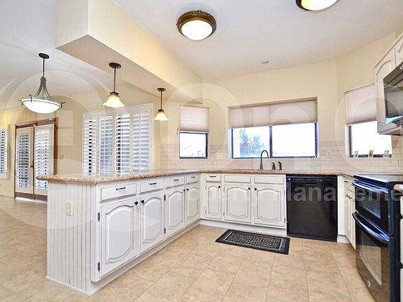 5th image of 1025 W Peninsula Dr