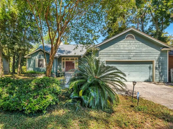 1718 Brookside Blvd, Tallahassee, FL 32301