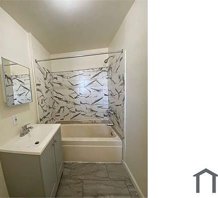 4th image of 506 S Broadway APT 4A