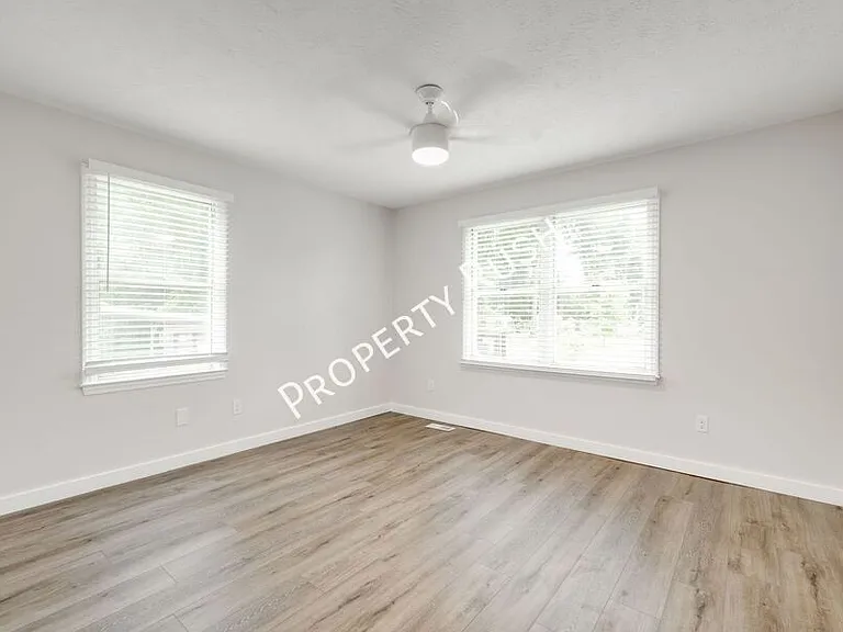 1524 Happy Valley Rd — Photo 19