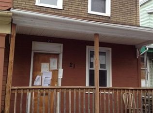 21 Chestnut St, Steelton, PA 17113