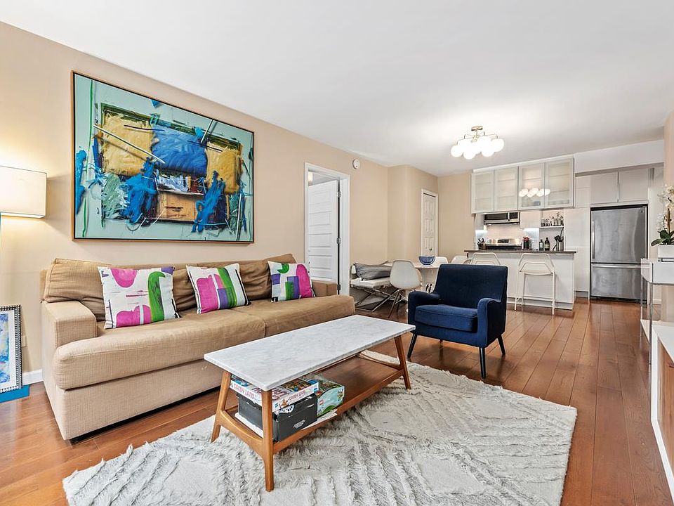 1st image of 320 E 54th St APT 3A