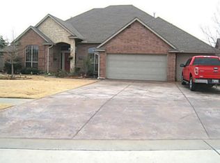 1208 Kingsway Ave, Yukon, OK 73099