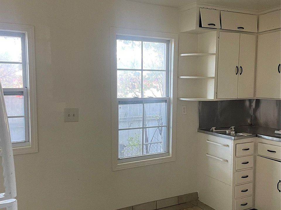 2nd image of 18077 E Admiral Pl