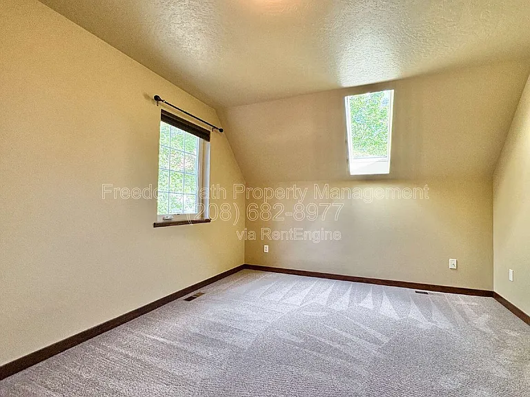 23732 N Lakeview Blvd — Photo 14
