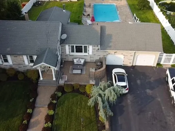 51 Washington Ave, Carneys Pt, NJ 08069