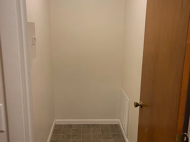 Colonial Estates — Photo 2