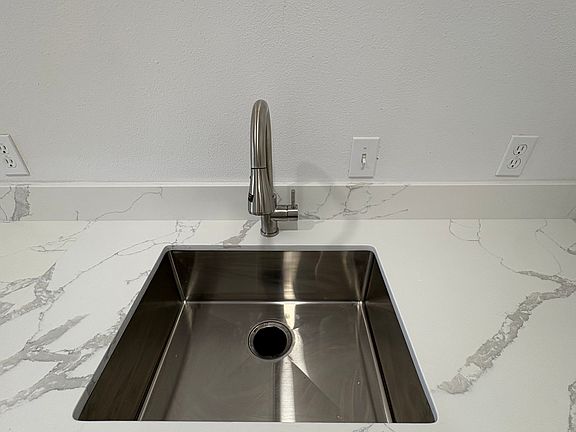 3rd image of 6446 Palm View Ave
