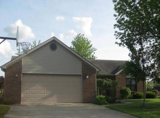 412 Greenbriar Dr, Bluffton, IN 46714