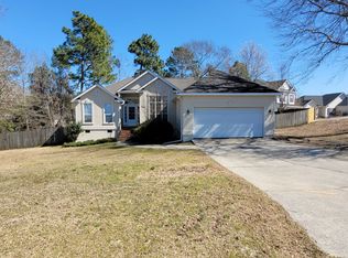 504 Edinburgh Ct, Warrenville, SC 29851