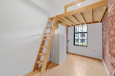 Rented by REAL New York