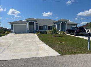 156-158 Pullman St, Lehigh Acres, FL 33974