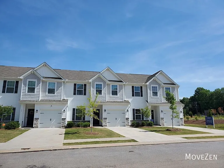 12 Fernhill Ln — Photo 43