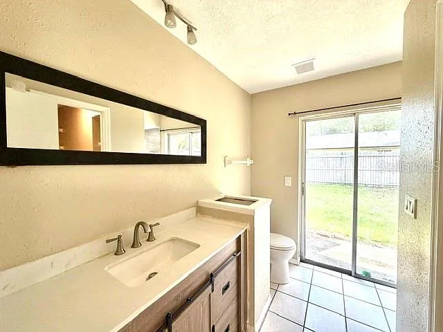3774 Dunwich Ave — Photo 9