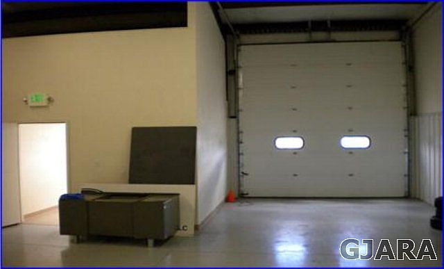 2nd image of 2486 Commerce Blvd Ste C