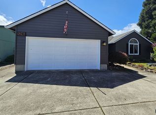 5740 SE Golden Rd, Hillsboro, OR 97123