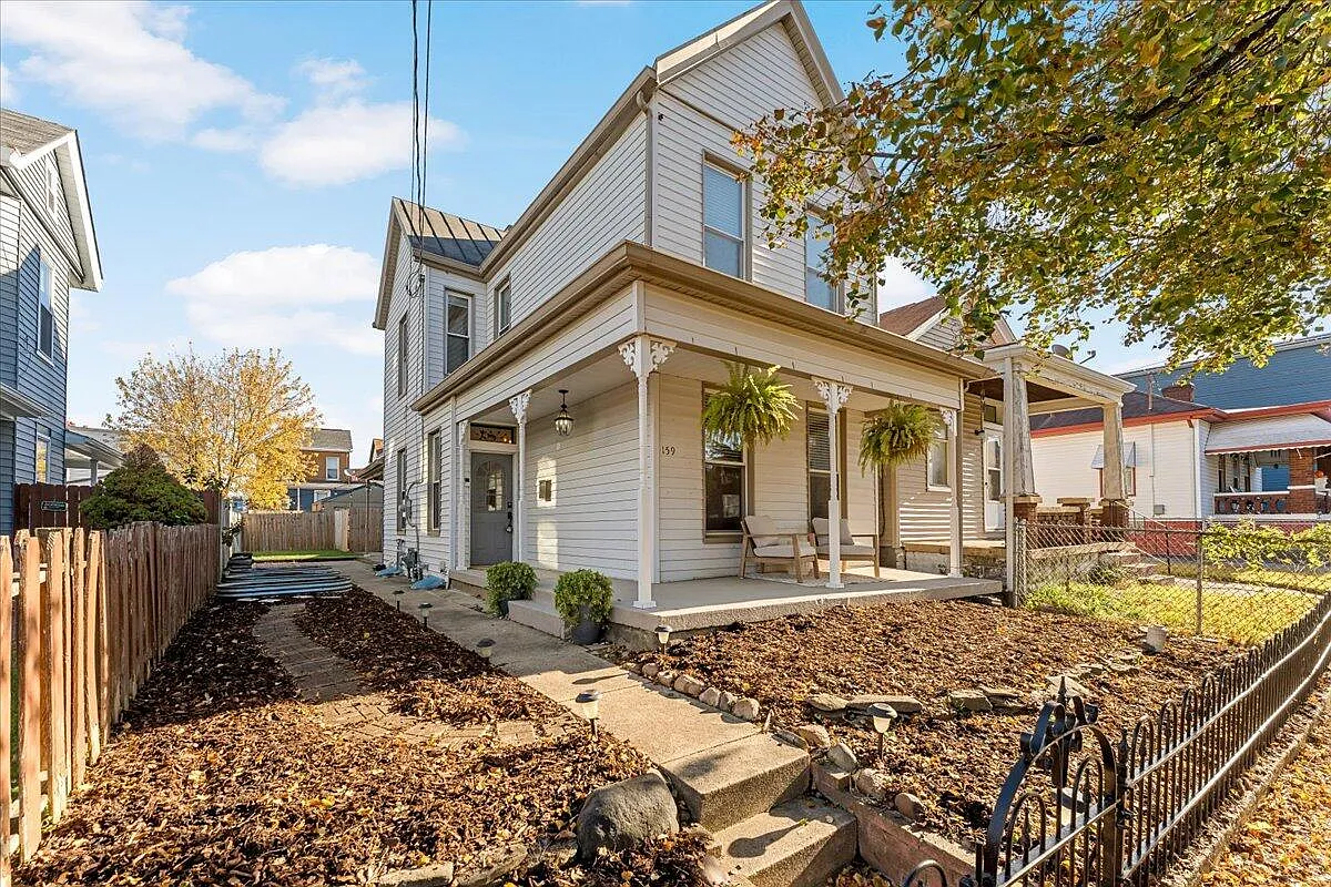 159 Ward Ave photo 1