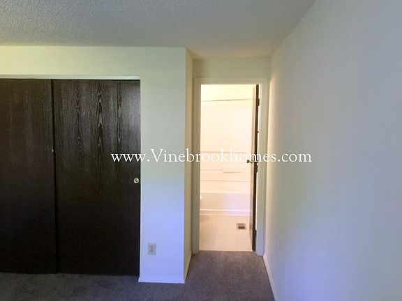 5th image of 2302 Cross Village Dr